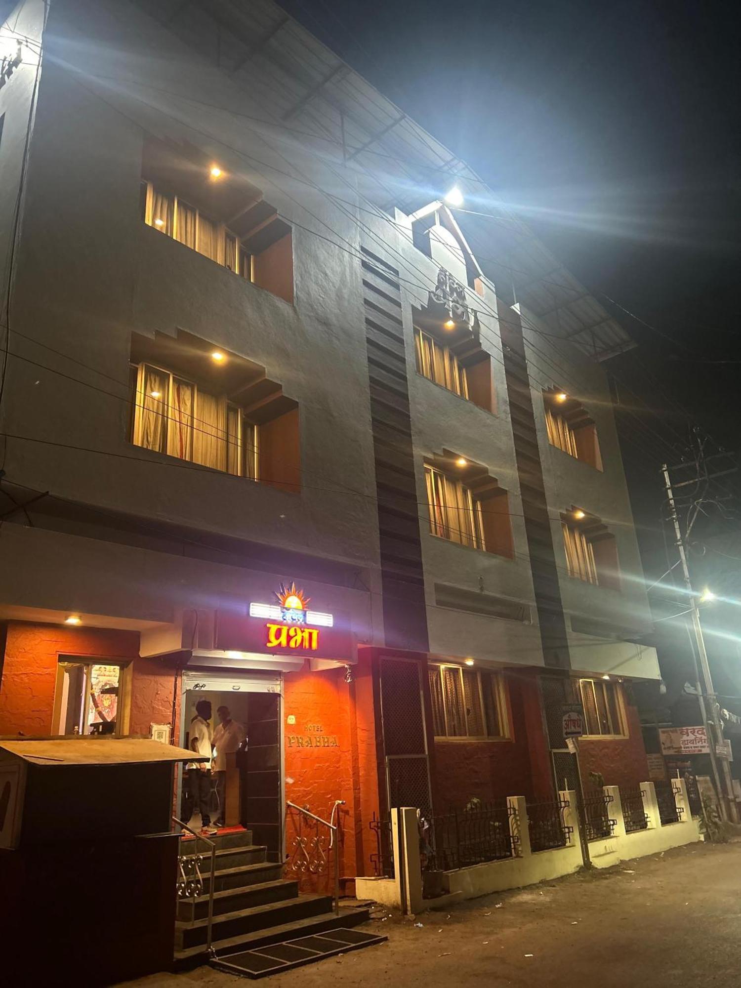 Hotel Prabha Ratnāgiri Exteriér fotografie